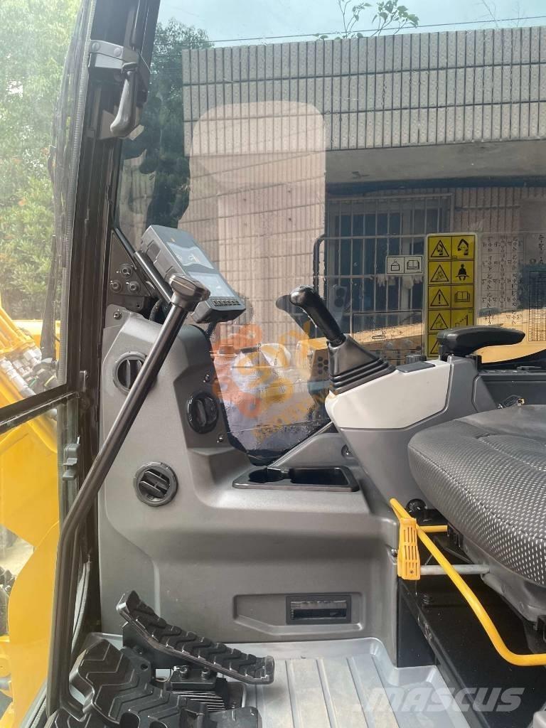 CAT 306 Miniescavadeiras