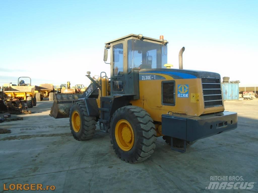 SEM ZL30E-1 Carregadeiras de rodas