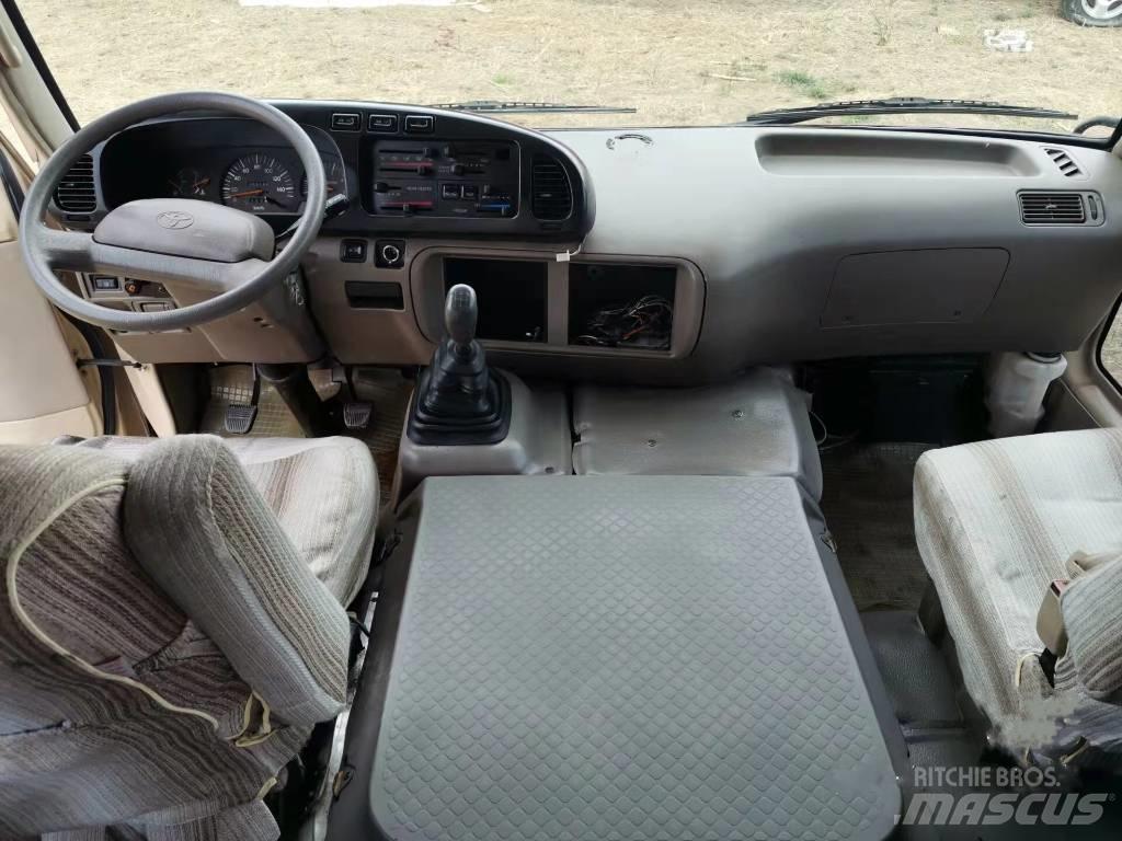 Toyota Coaster Autocarros intercidades