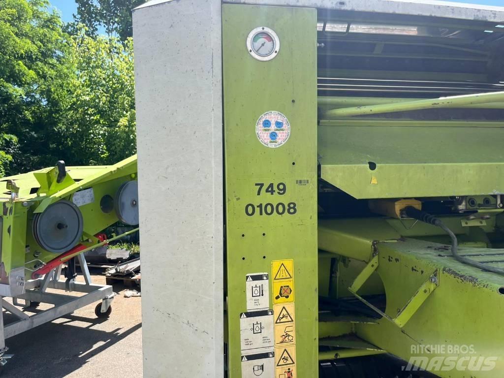 CLAAS Rollant 240 Enfardadeira de rolos