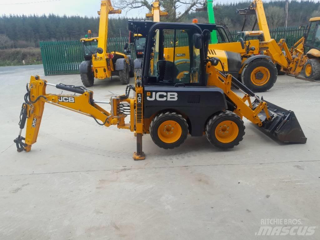 JCB 1 CX Retroescavadeiras