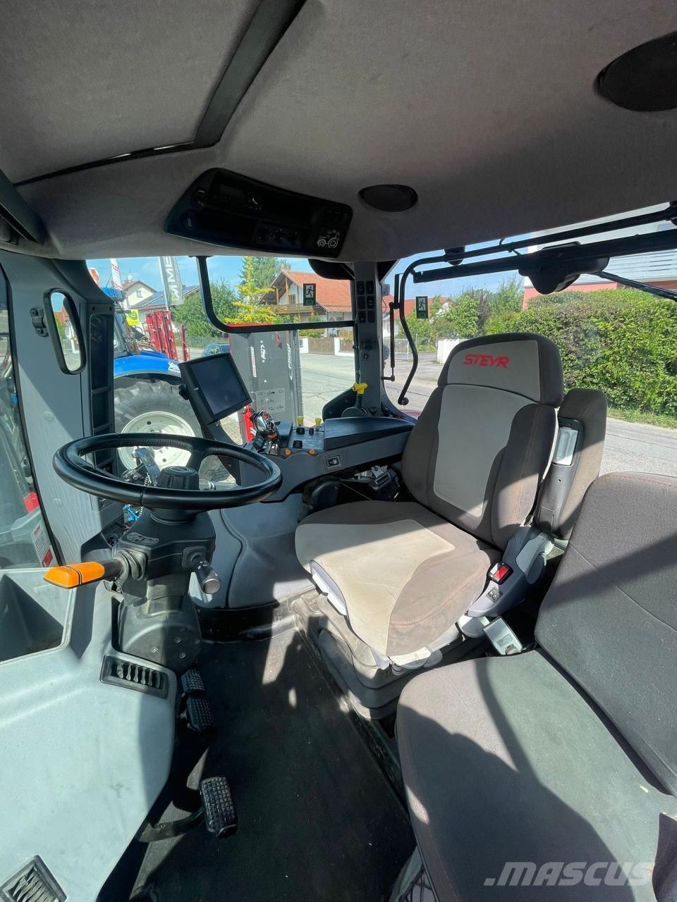 Steyr CVT 6175 Tratores Agrícolas usados