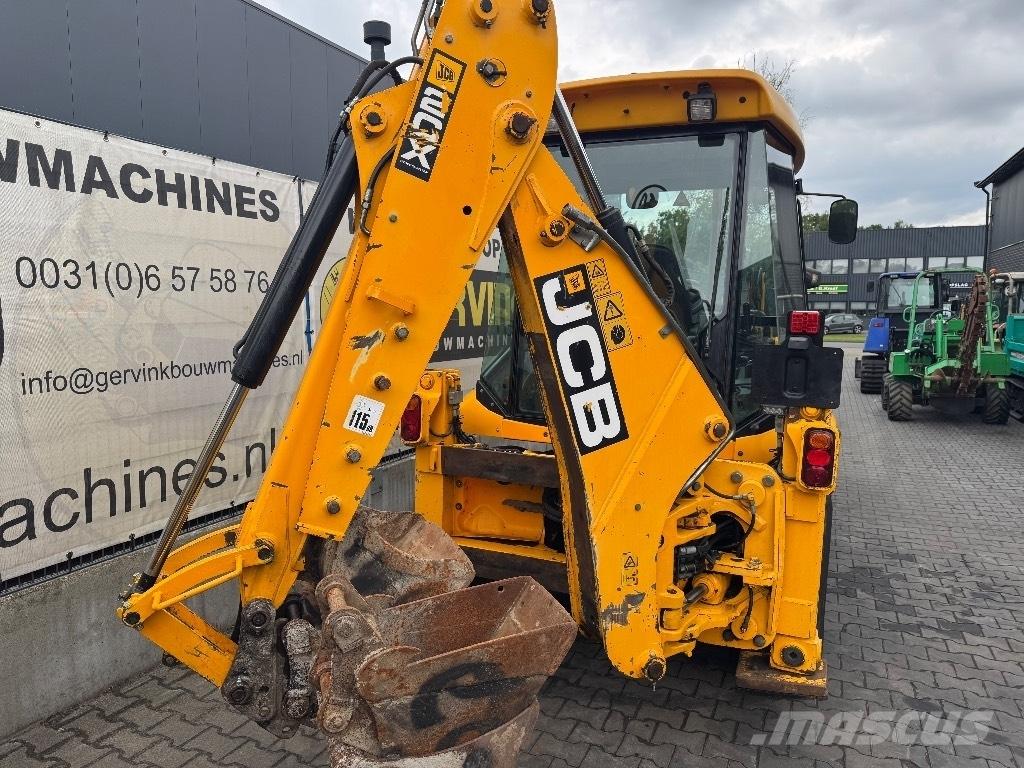 JCB 2 CX Retroescavadeiras