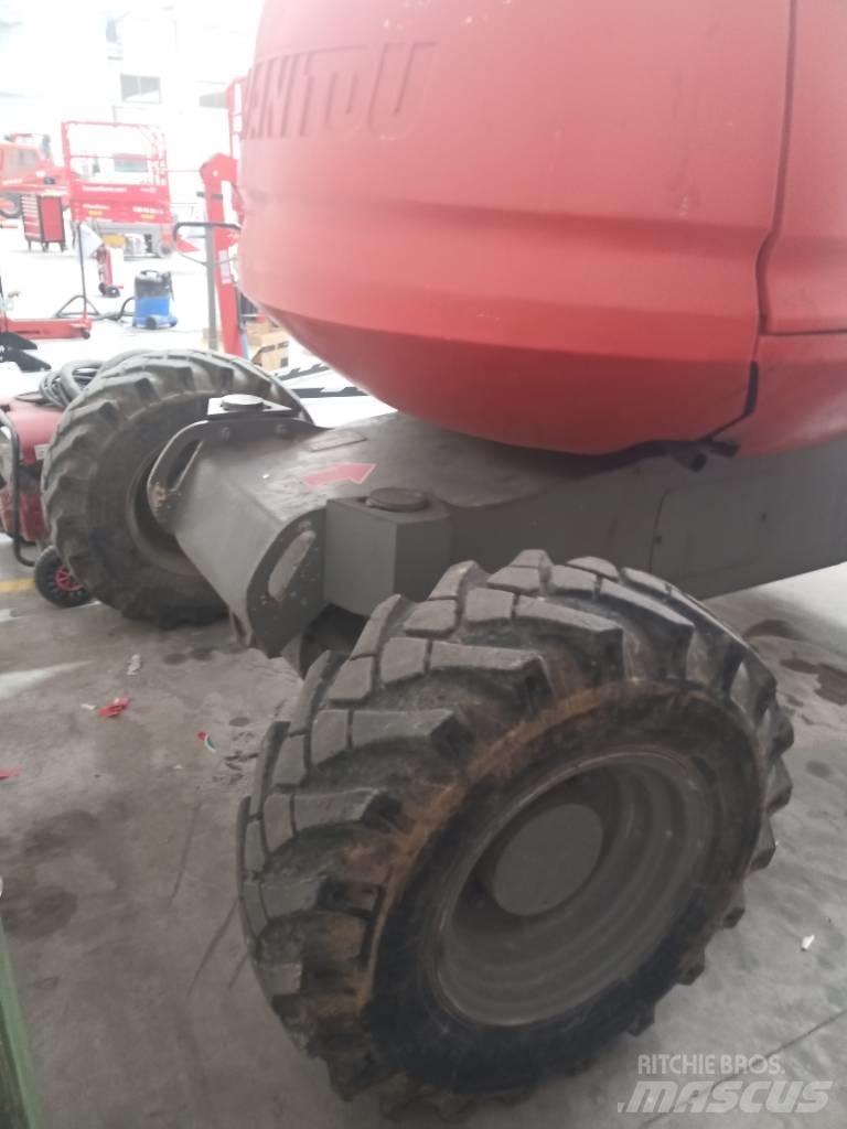 Manitou 160 ATJ Elevadores braços articulados