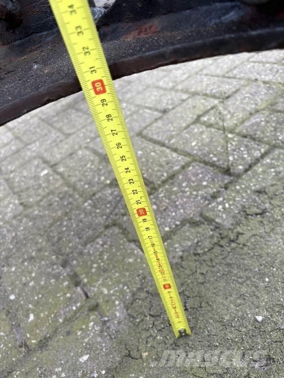 Manitou jip Manipulador telescópico