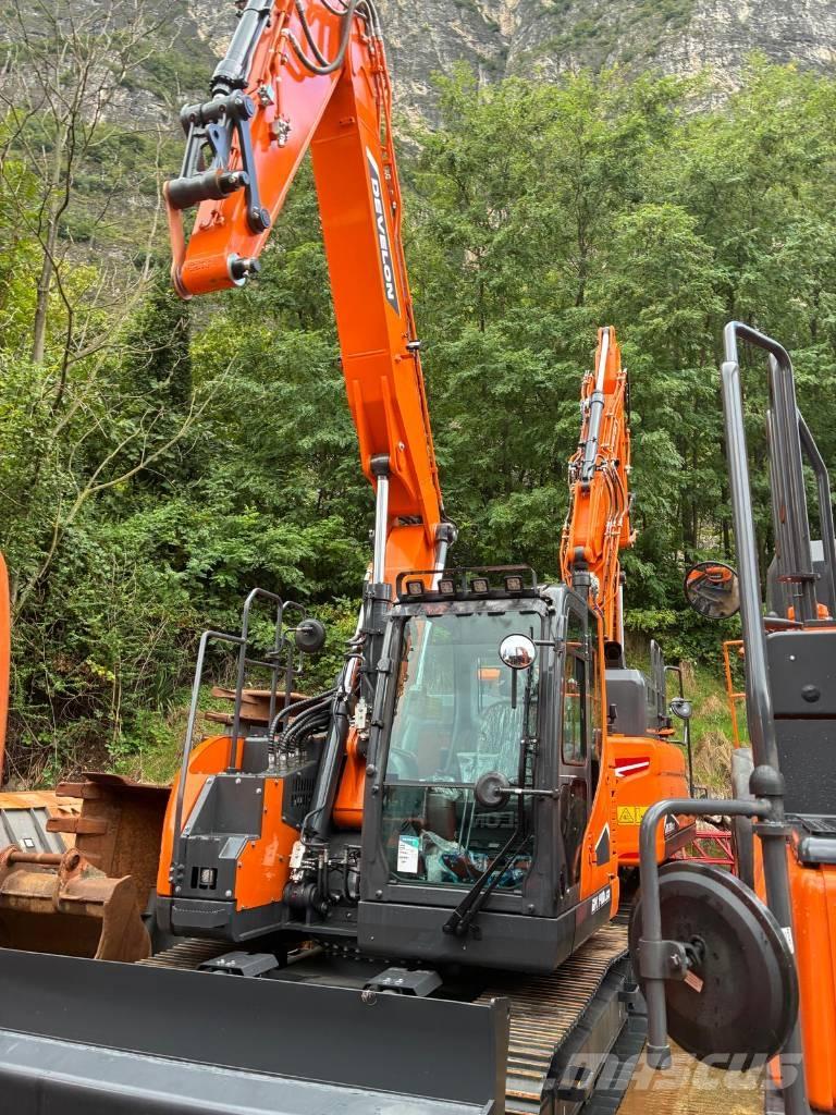 Develon DX 140 LCR-7 Escavadeiras de esteiras