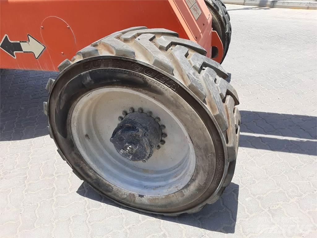 JLG 1350SJP Elevadores braços Telescópicos