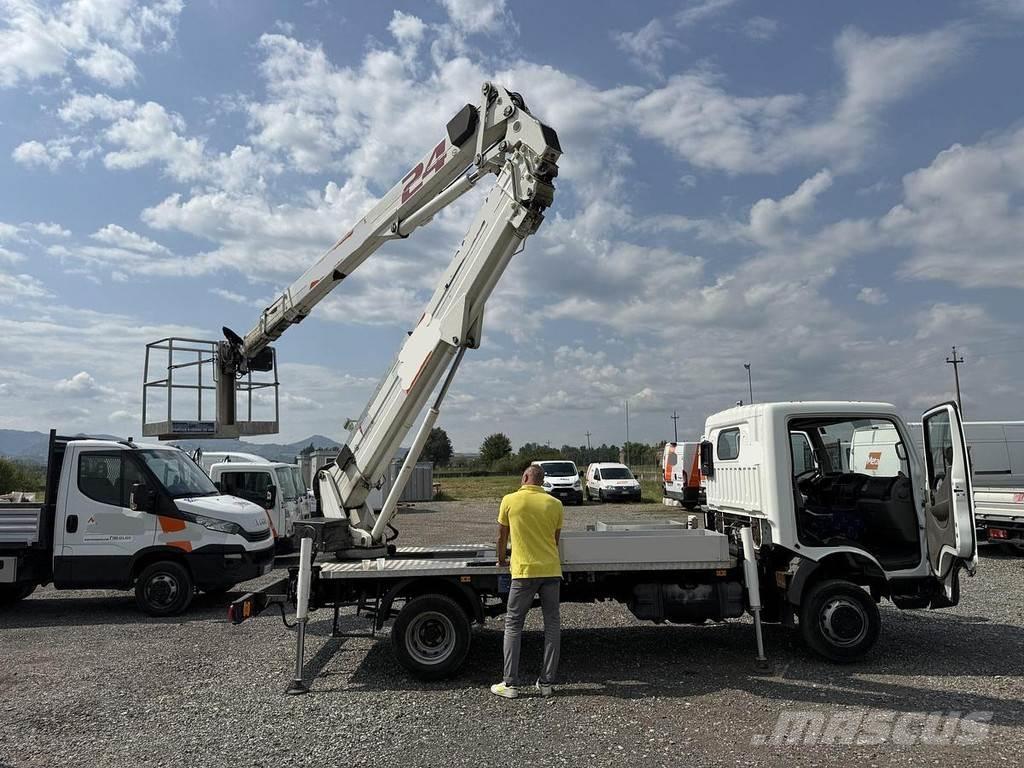 Cela DT24 Plataformas aéreas montadas em camião