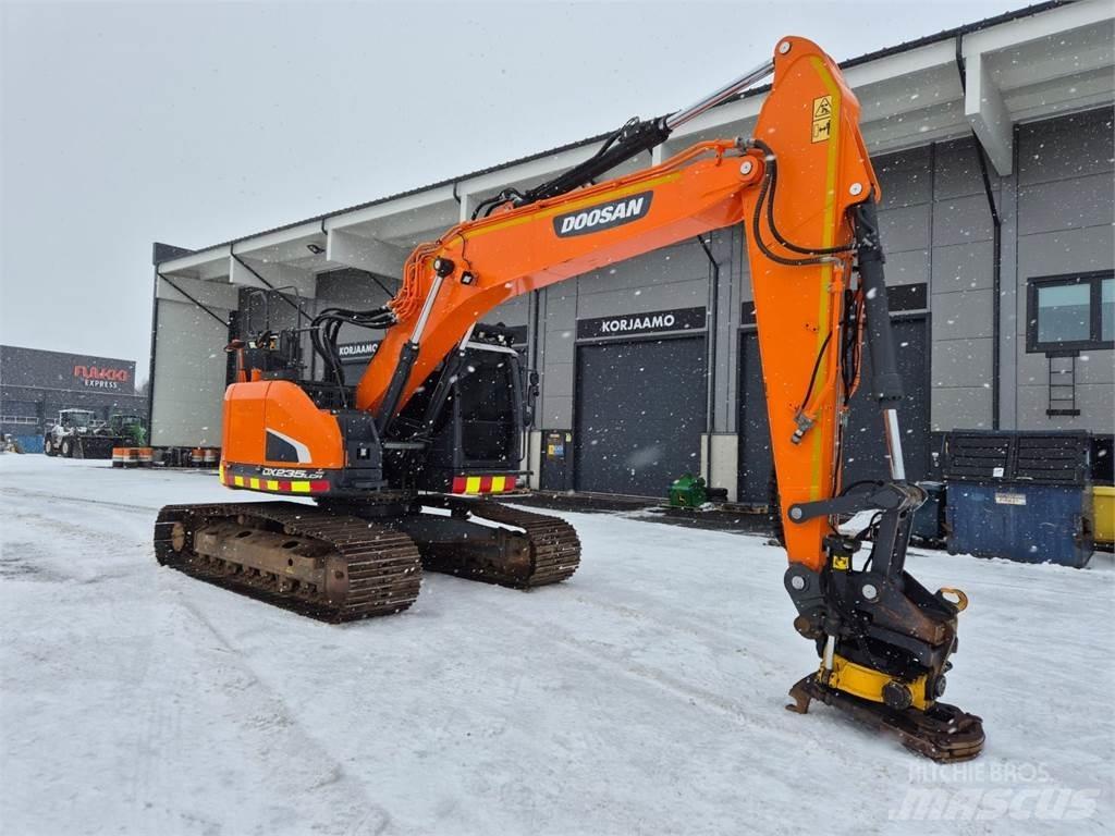 Doosan DX235LCR-5 Escavadeiras de esteiras