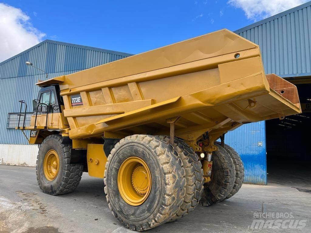 CAT 773 E Camiőes basculantes rígidos