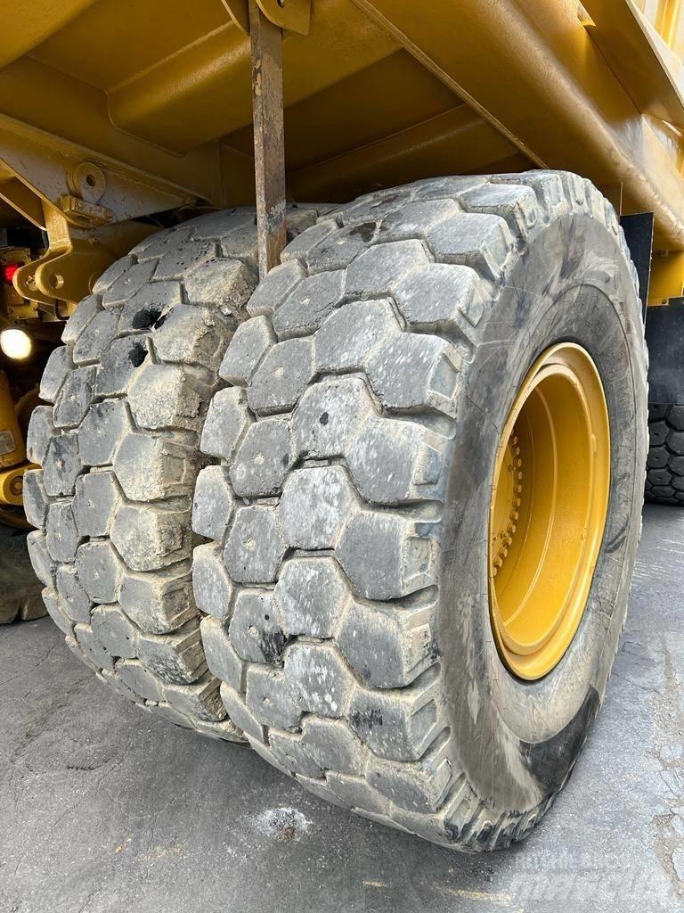 CAT 773 E Camiőes basculantes rígidos