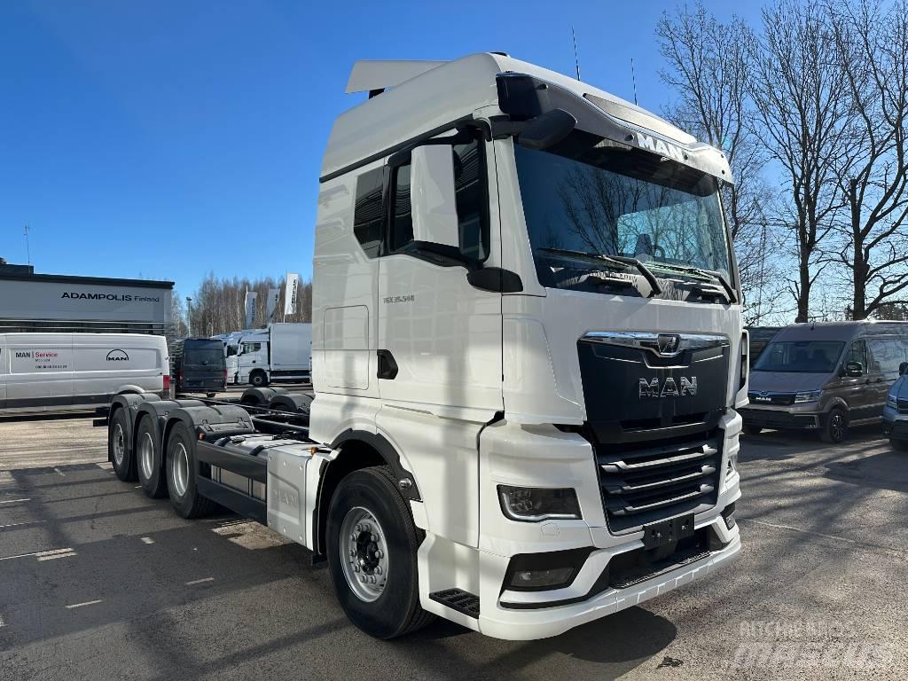 MAN TGX 35.540 8X4-4 Camiões de chassis e cabine