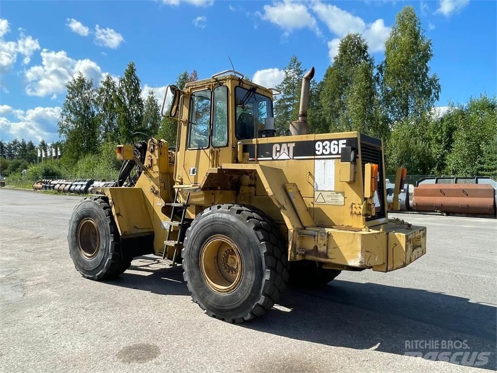 CAT 936F Carregadeiras de rodas