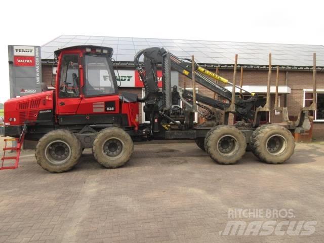 Komatsu 835 Forwarders florestais
