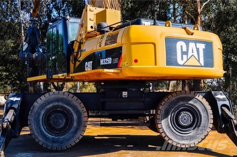 CAT M325 Miniescavadeiras