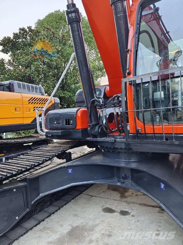 Doosan DX 300 LC Escavadeiras de esteiras