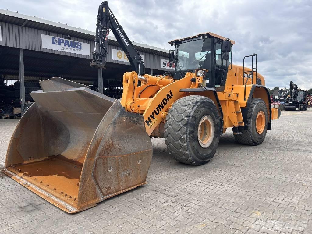 Hyundai HL 975 Carregadeiras de rodas