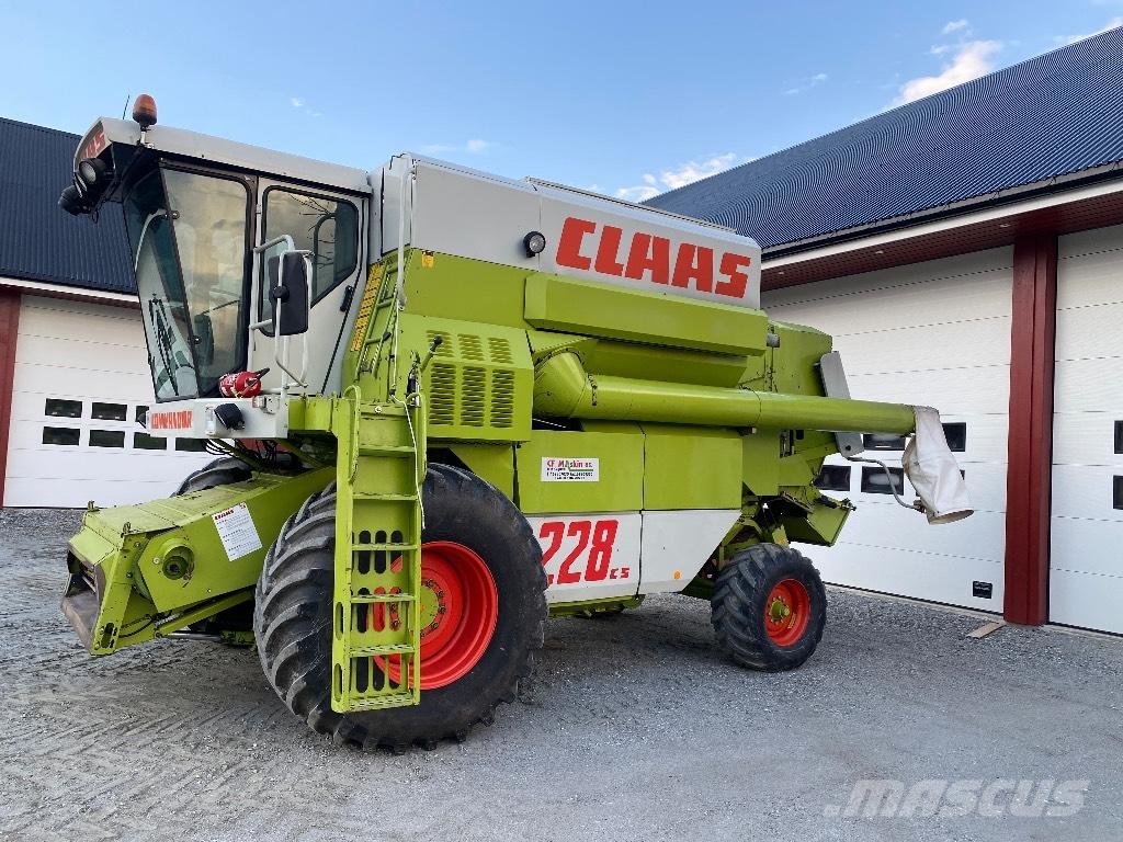 CLAAS Commandor 228 Ceifeiras debulhadoras