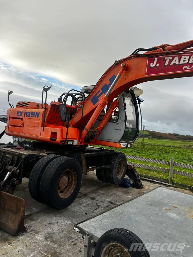 Hitachi EX 135 W Escavadoras de rodas