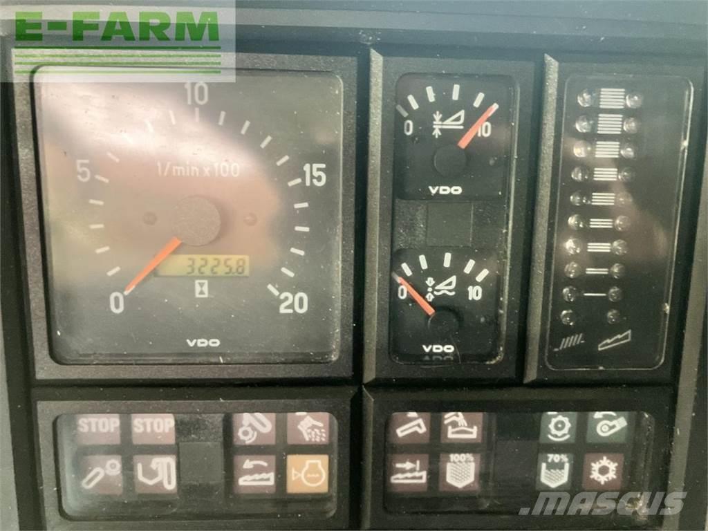 CLAAS medion 330 Ceifeiras debulhadoras