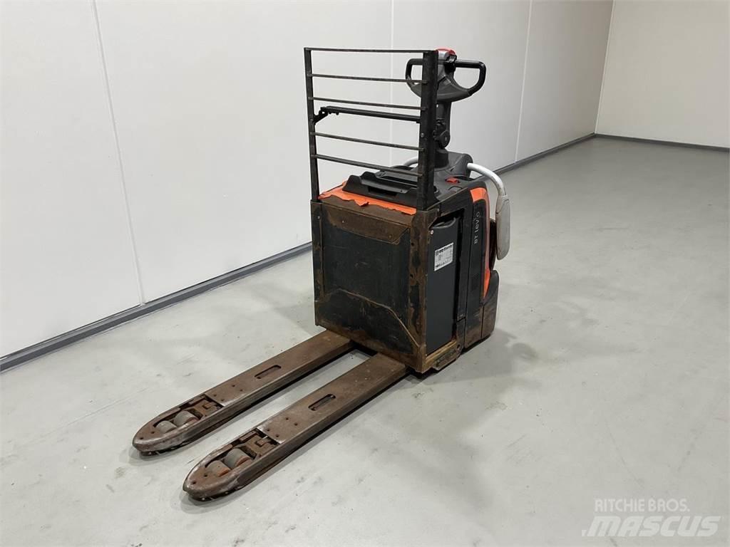 BT LPE200 Porta-paletes com plataforma