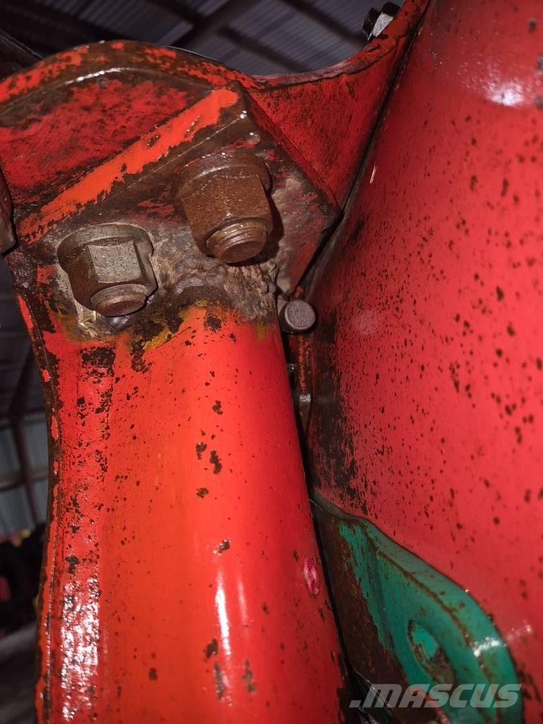 Kverneland EG85 Charruas reversíveis