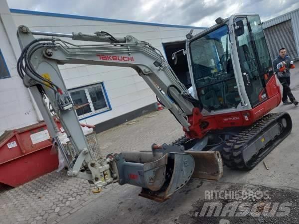 Takeuchi TB 240 DPF Miniescavadeiras
