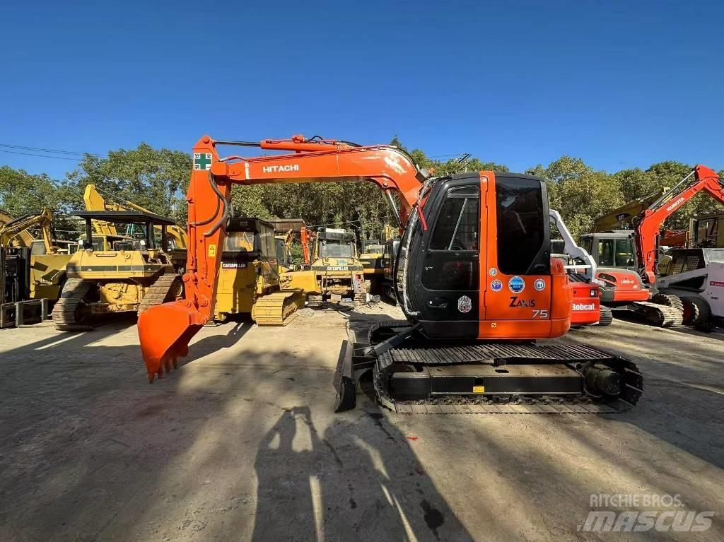 Hitachi ZX 75 Miniescavadeiras