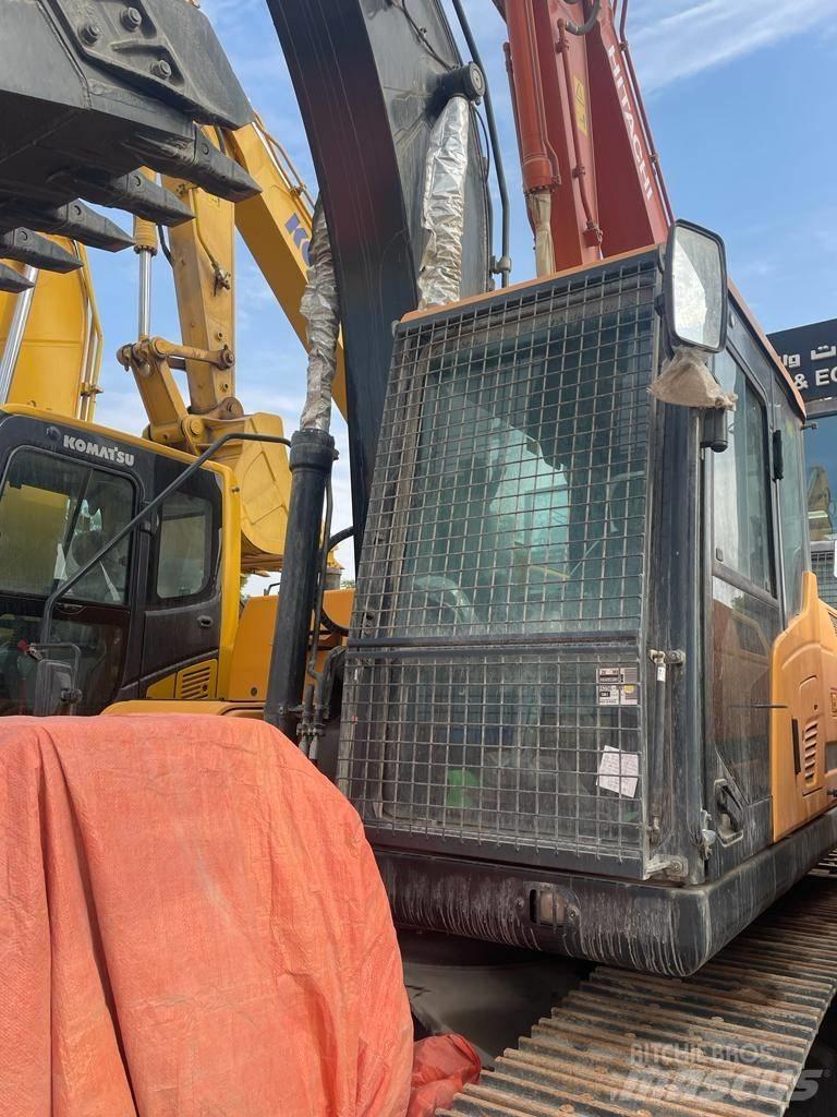 Hyundai HX225S L Escavadeiras de esteiras