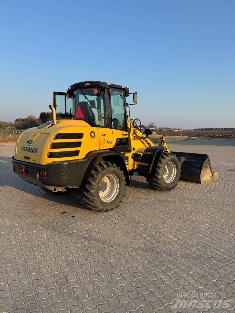 Yanmar V 120 Carregadeiras de rodas