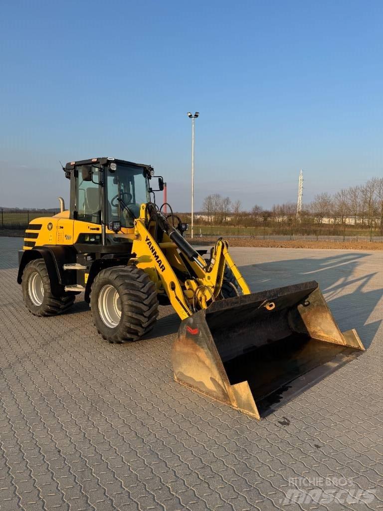 Yanmar V 120 Carregadeiras de rodas