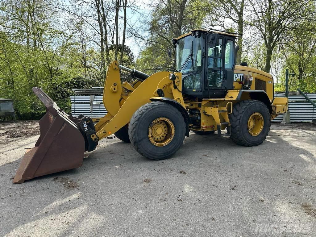 CAT 938M Carregadeiras de rodas