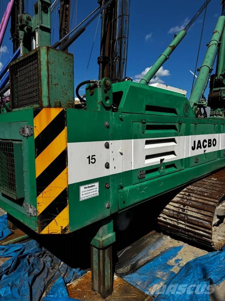 CMV TH7-25 Camiões de sonda de perfuração móvel