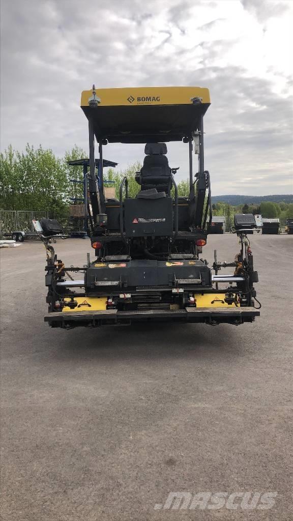 Bomag BF 300 P-2 Espalhadoras de asfalto