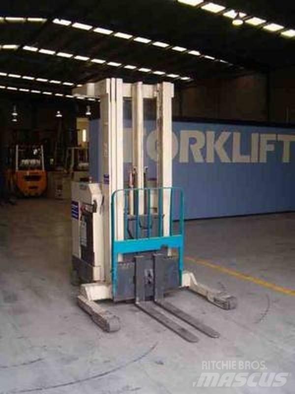 Crown 35RRTT210 Empilhadores Elevadores
