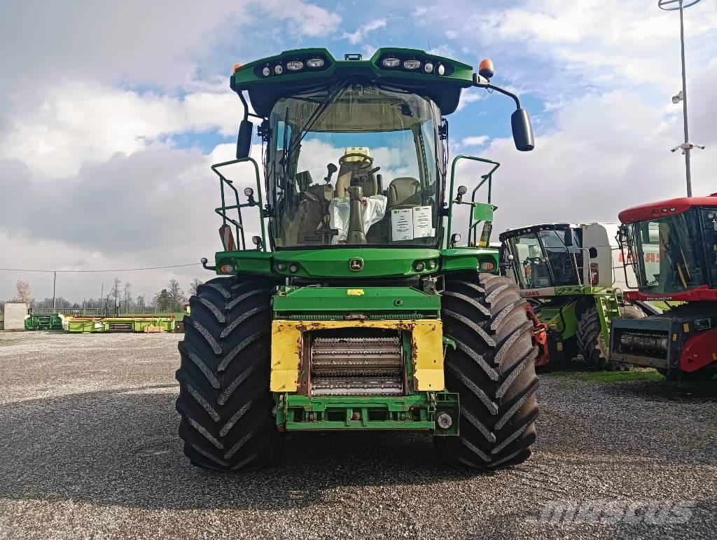 John Deere 8800 Forrageiras auto-propulsionadas