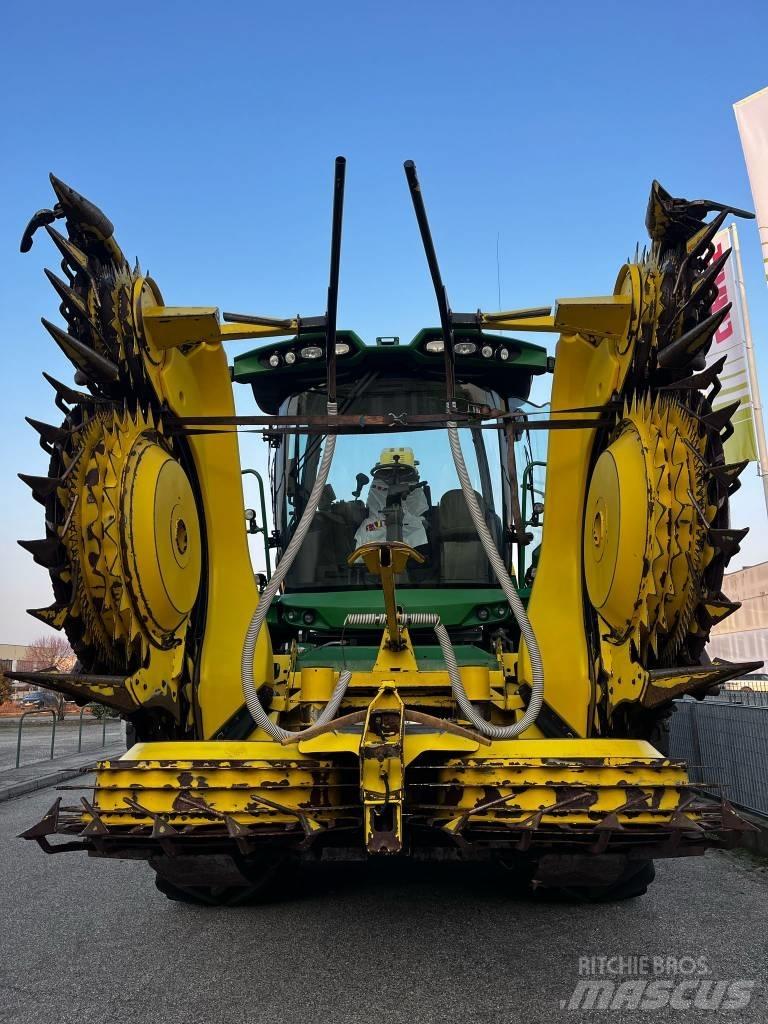 John Deere 8800 Forrageiras auto-propulsionadas