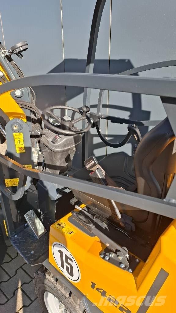 Schäffer 1422 Mini carregadoras