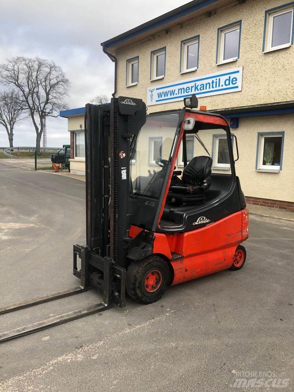 Linde E 25 Empilhadores eléctricos
