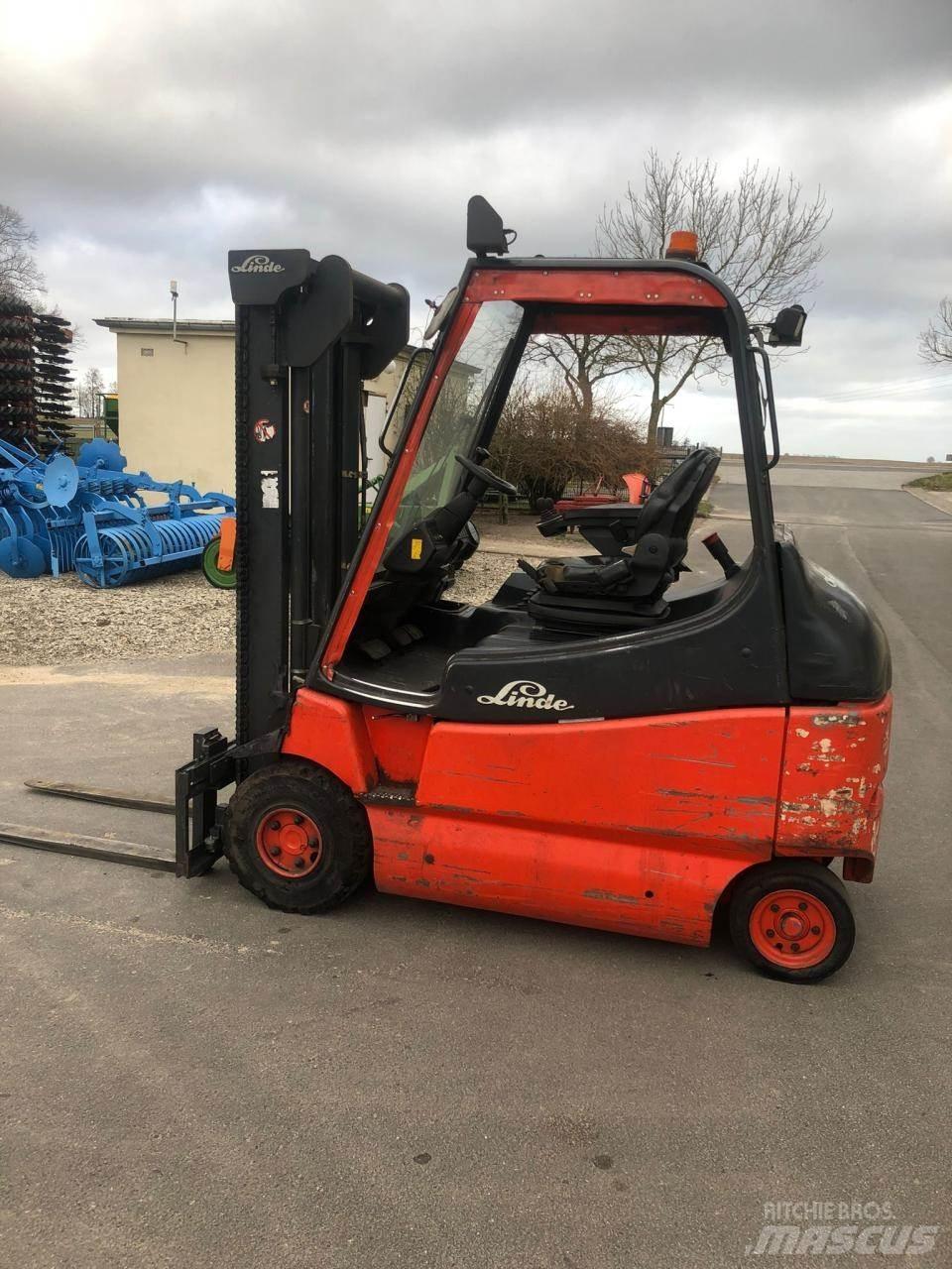 Linde E 25 Empilhadores eléctricos