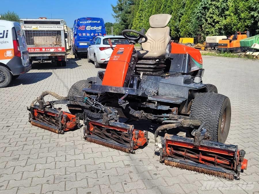 Jacobsen 305 Corta-Relvas montadas e arrastadas