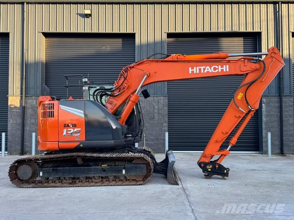 Hitachi ZX 135 US-7 Escavadeiras de esteiras