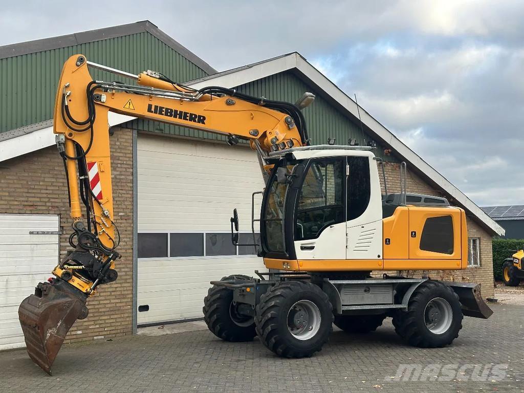 Liebherr A914 Escavadoras de rodas