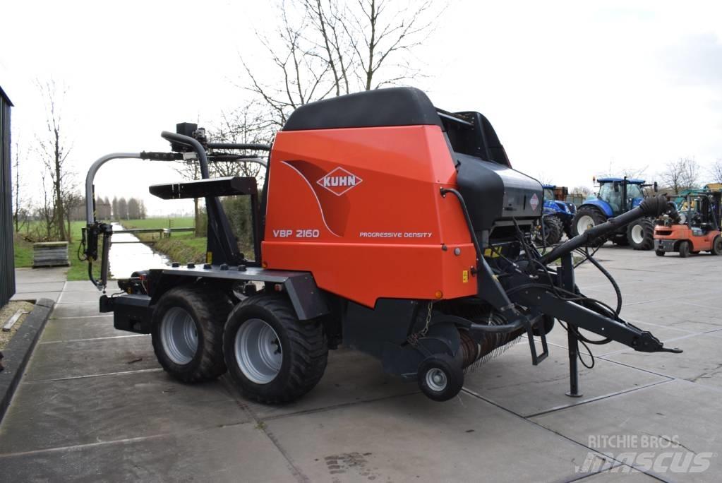 Kuhn VBP 2160 Enfardadeira de rolos