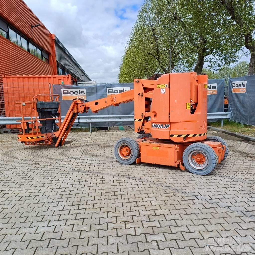 JLG E300AJP Elevadores braços articulados