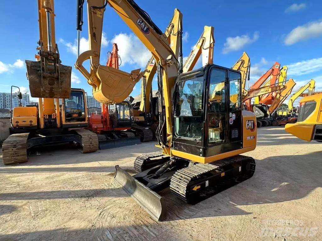 CAT 305.5 Miniescavadeiras