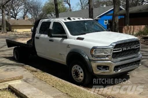 RAM 4500 TRADESMAN Camiões estrado/caixa aberta