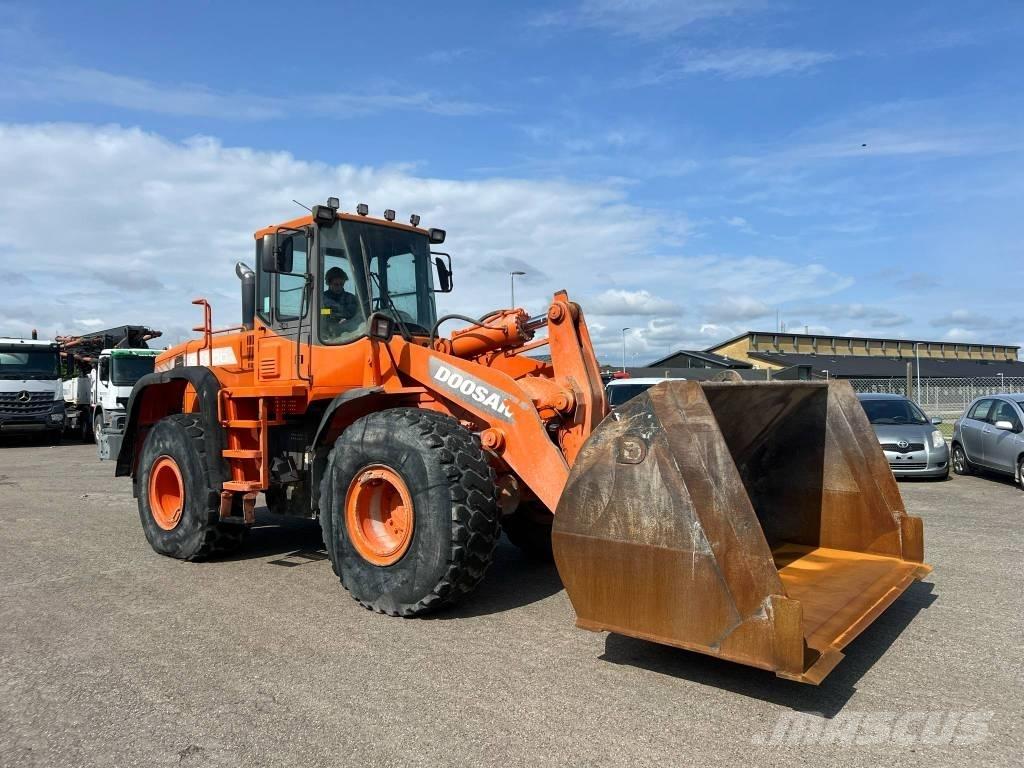 Doosan dl 300 Carregadeiras de rodas
