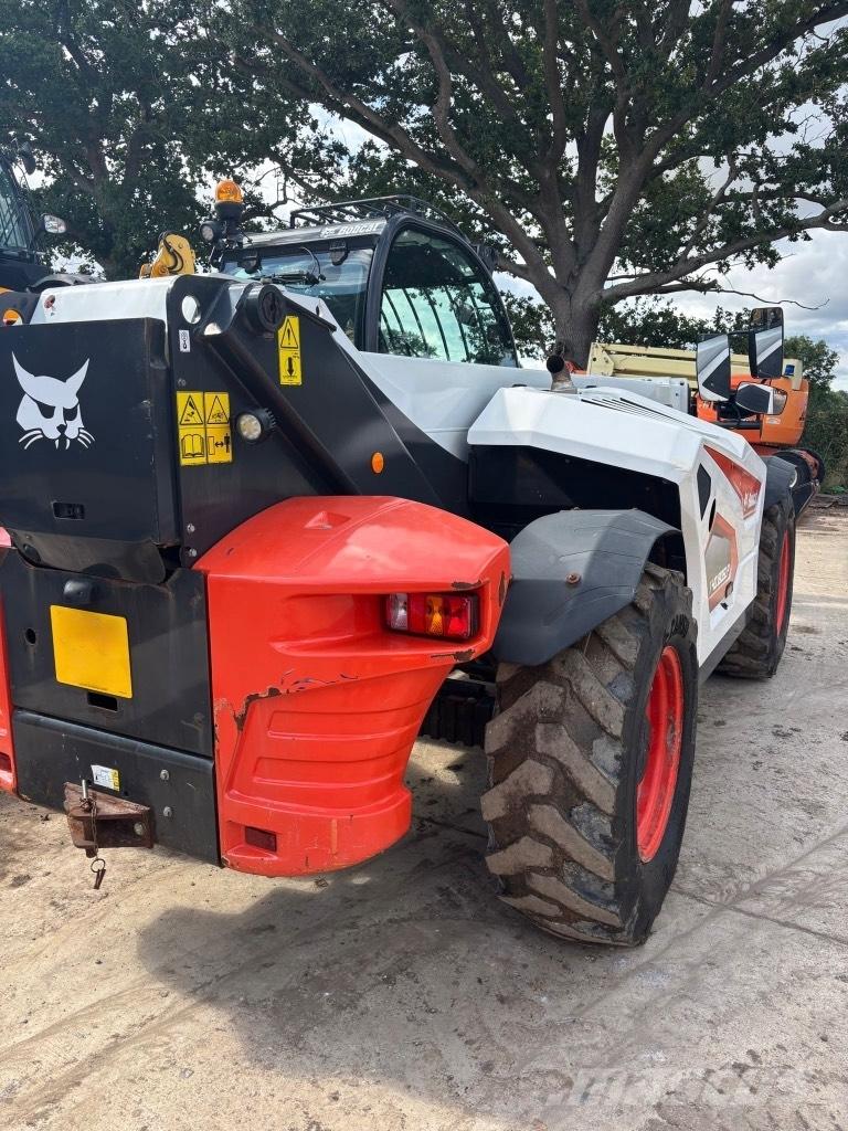 Bobcat T40.180 Manipulador telescópico