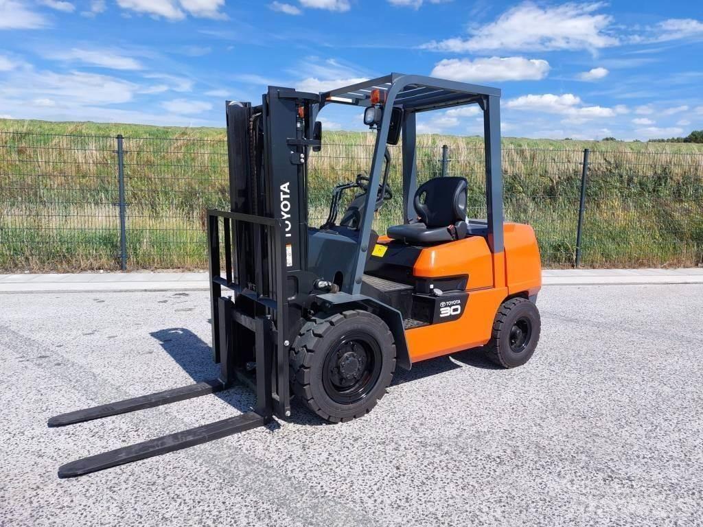 Toyota FDZN30 Empilhadores Diesel